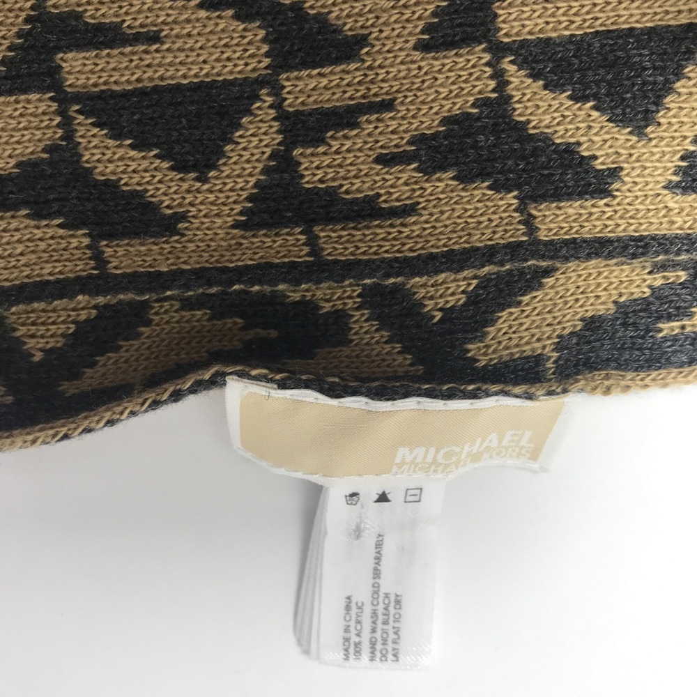 NWT MK scarf gloves head set - Picture 8 of 8